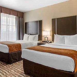 Queen Suite Two Queen Beds Non-Smoking